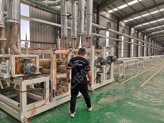 擠塑板生產車間